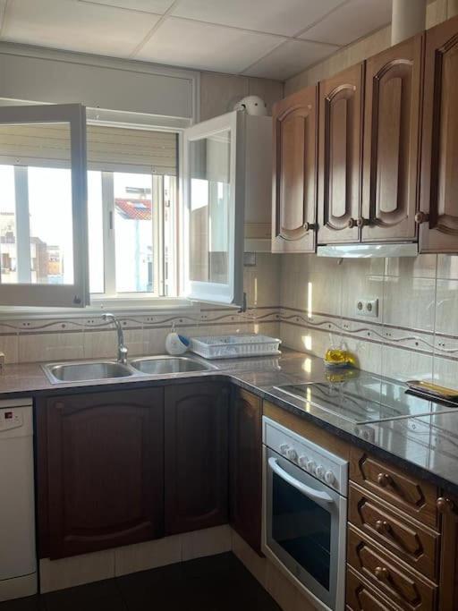 Atico Luminoso Centrico Y Comodo Apartamento Figueres  Exterior foto
