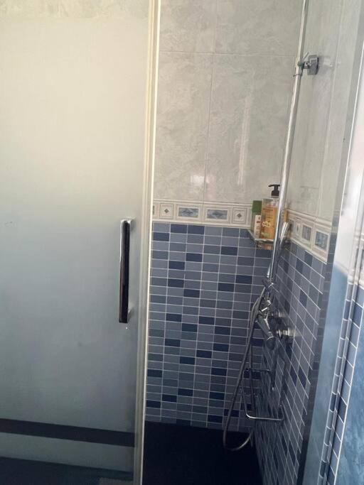 Atico Luminoso Centrico Y Comodo Apartamento Figueres  Exterior foto