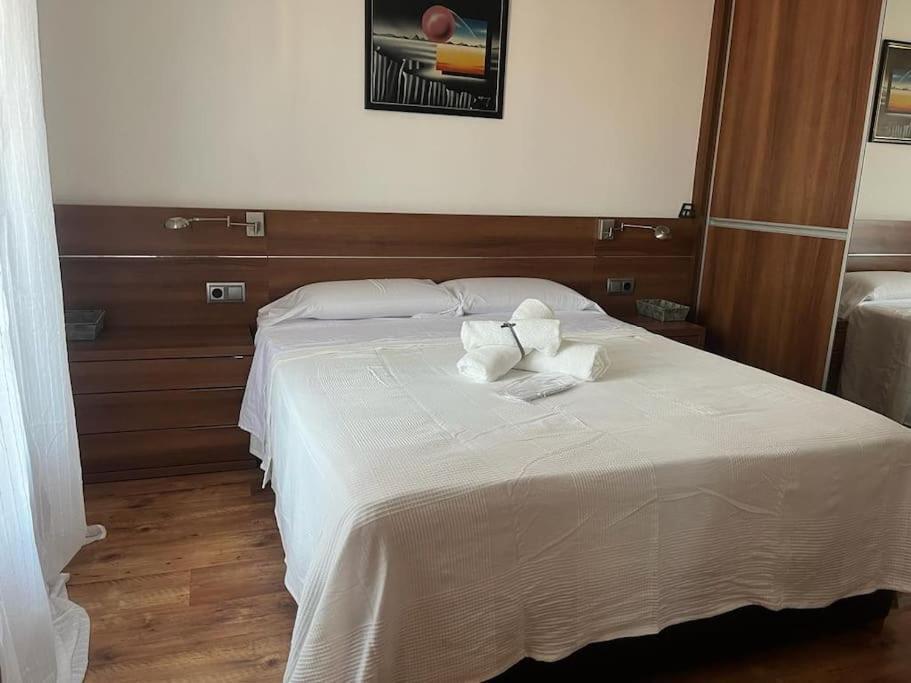 Atico Luminoso Centrico Y Comodo Apartamento Figueres  Exterior foto