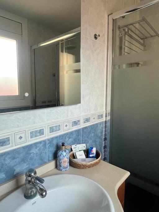 Atico Luminoso Centrico Y Comodo Apartamento Figueres  Exterior foto