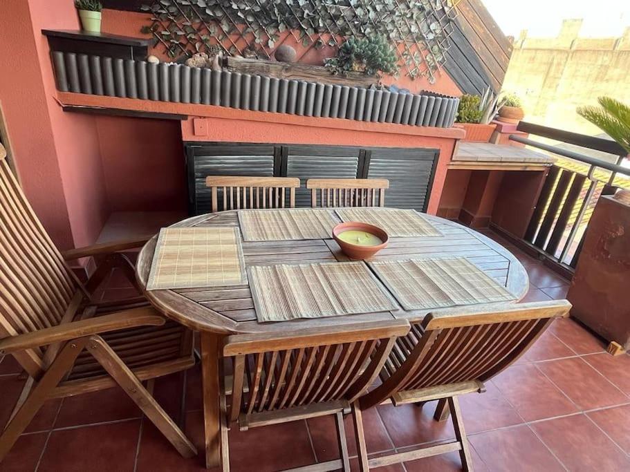 Atico Luminoso Centrico Y Comodo Apartamento Figueres  Exterior foto